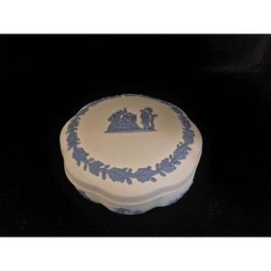 Vintage Wedgwood Reverse Blue White Jasperware Trinket Scalloped Jewelry Box